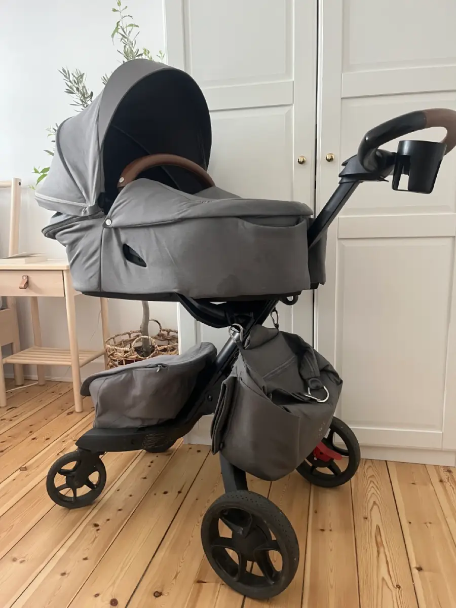 Stokke Barnevogn og Klapvogn i en'