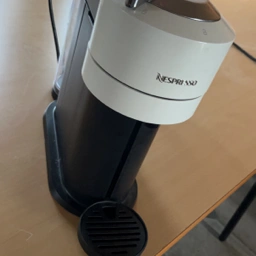 Nespresso Kaffemaskine