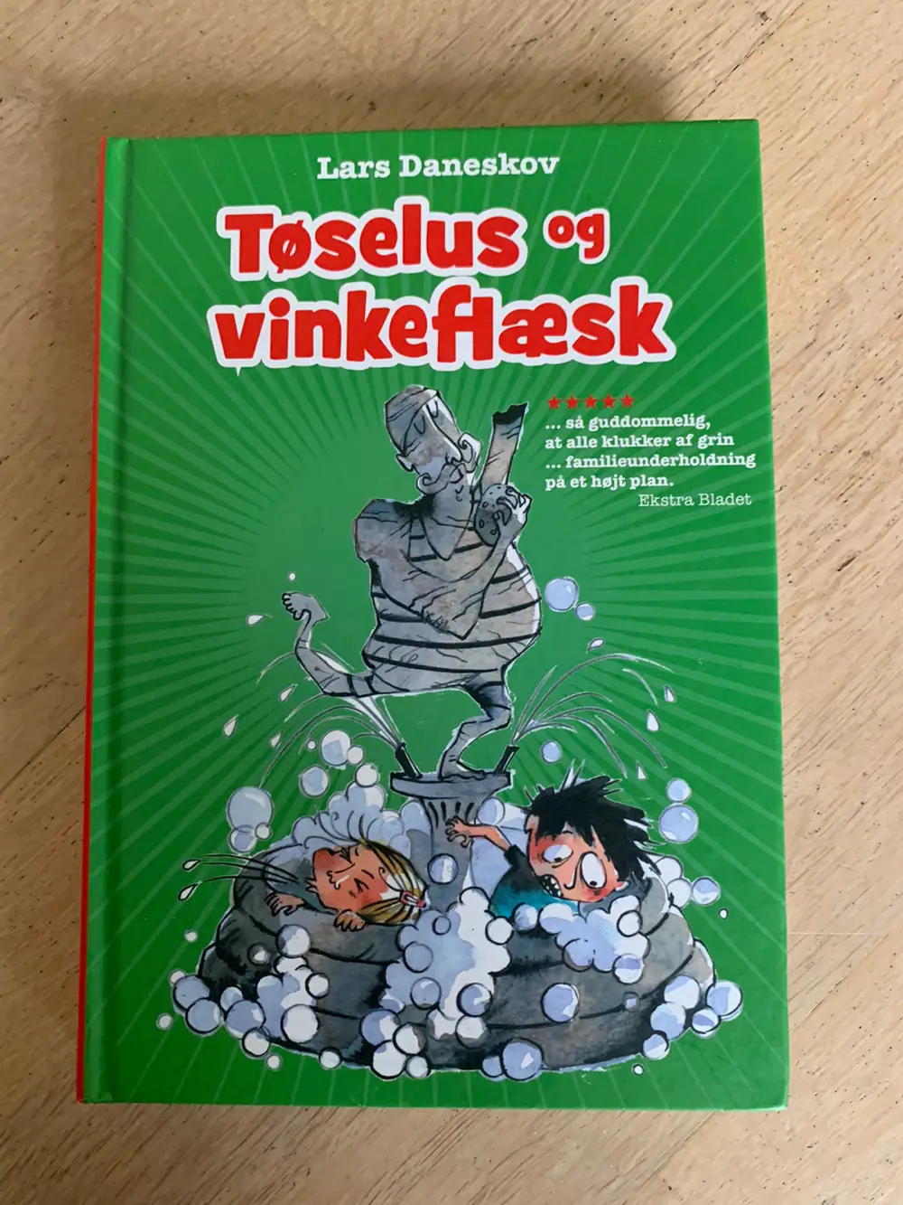 Tøselus og vinkeflæsk Bog