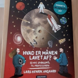 Hvad er månen lavet af? Bog