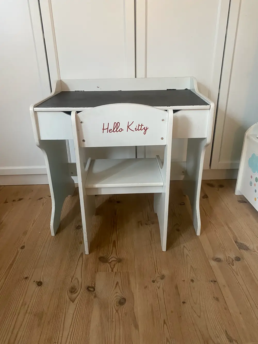 Hello Kitty Skrivebord med tilbehør