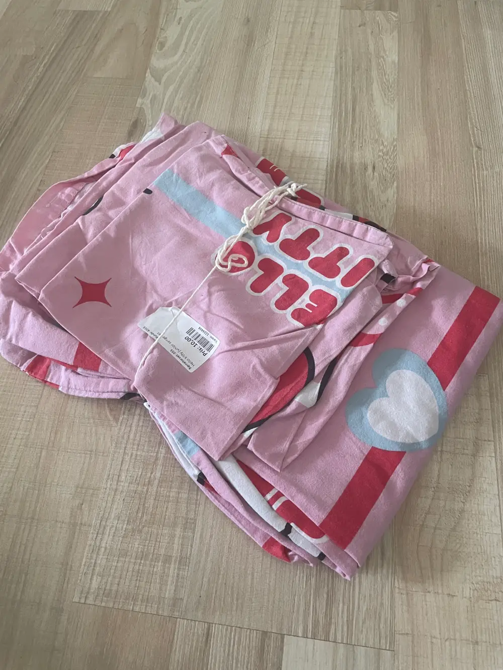 Hello Kitty Junior sengetøj