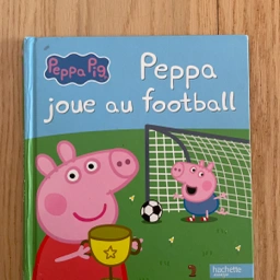 Peppa joue au football Franske bog