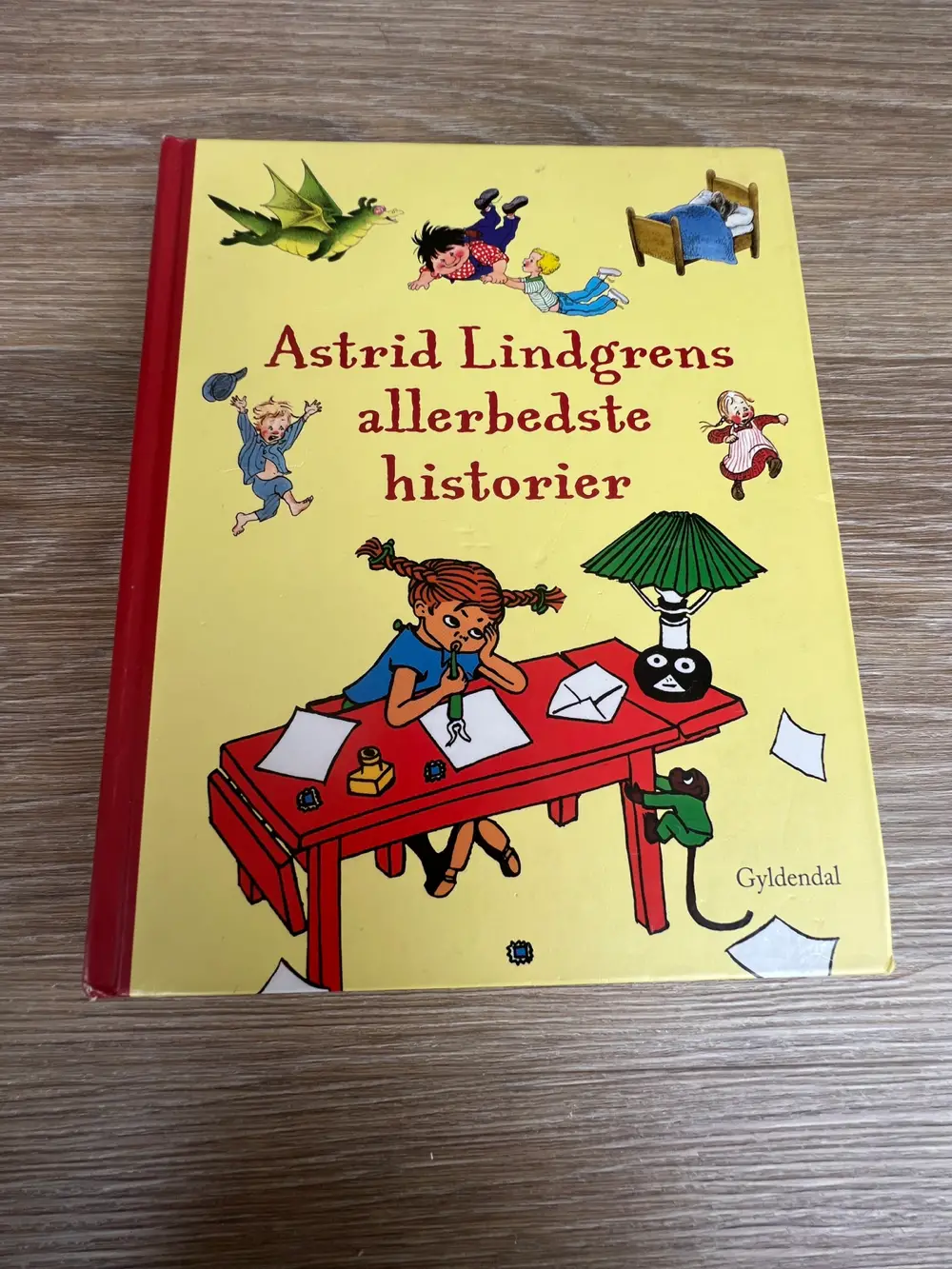 Astrid Lindgrens allerbedste historie Bøger