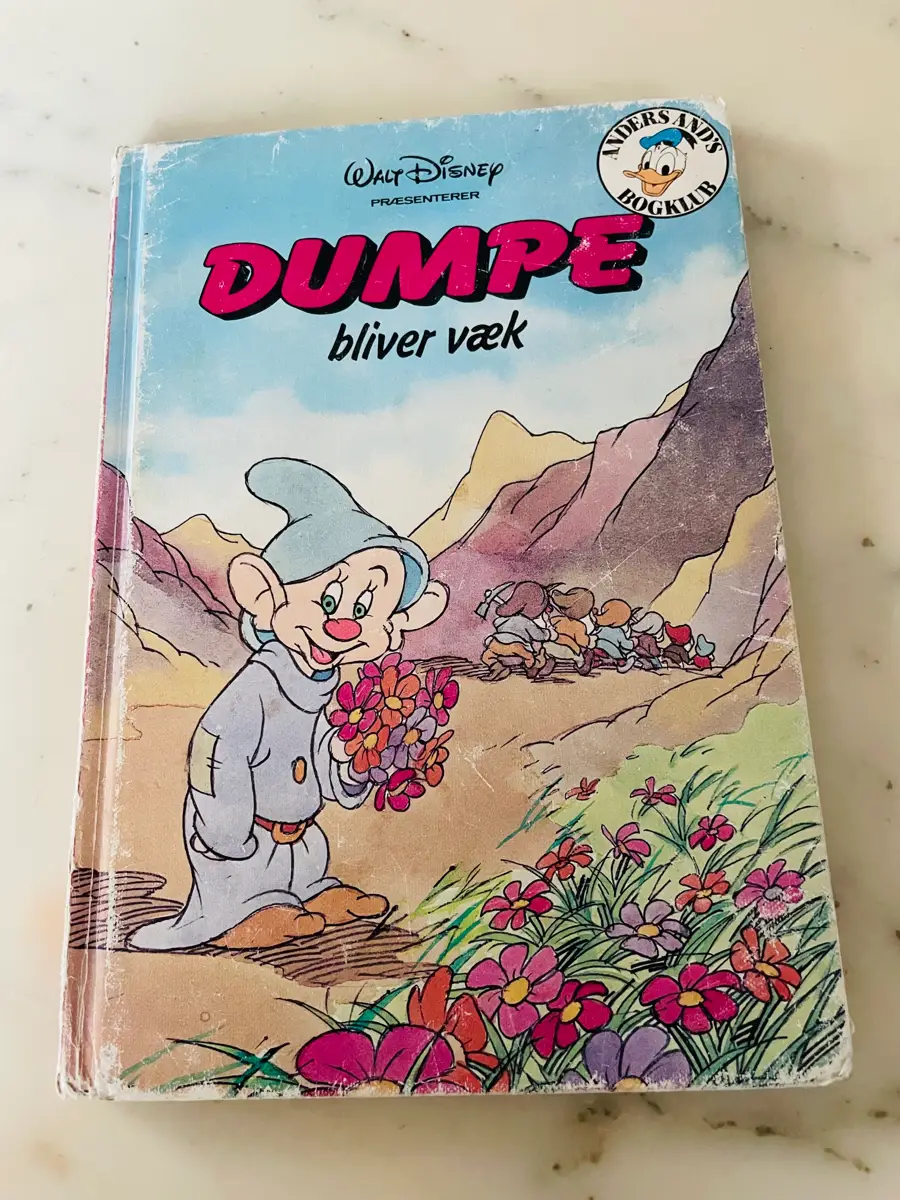 Disney  Dumpe bliver væk Bog bøger