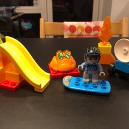 LEGO DUPLO Miles rumeventyr 10824