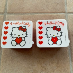 Hello Kitty Madkasser