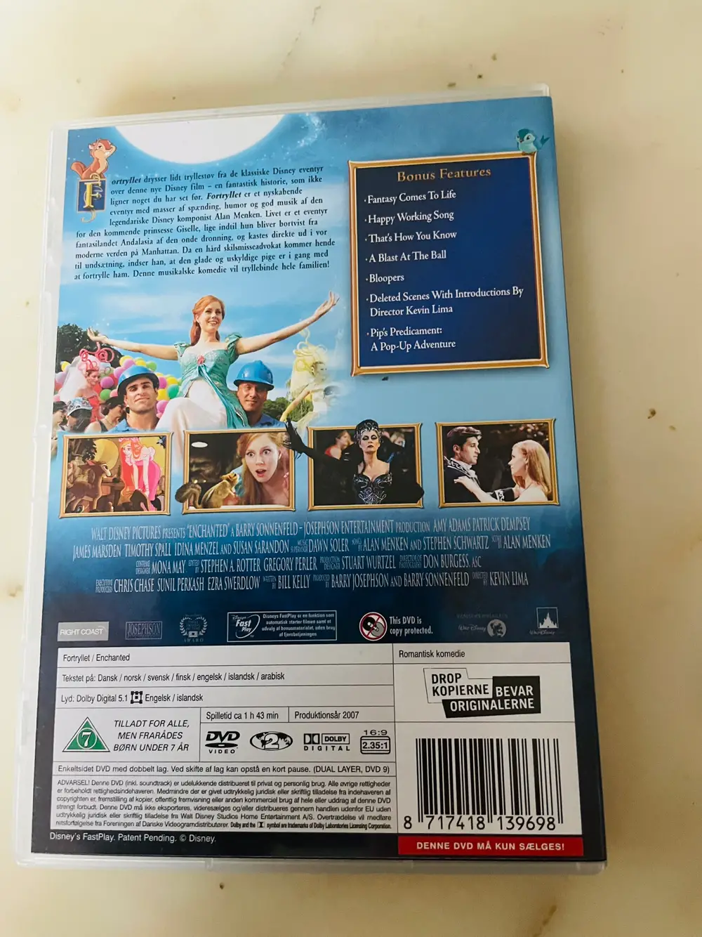 Disney  Fortryllet Disney dvd film