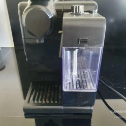 Nespresso Kaffemaskine