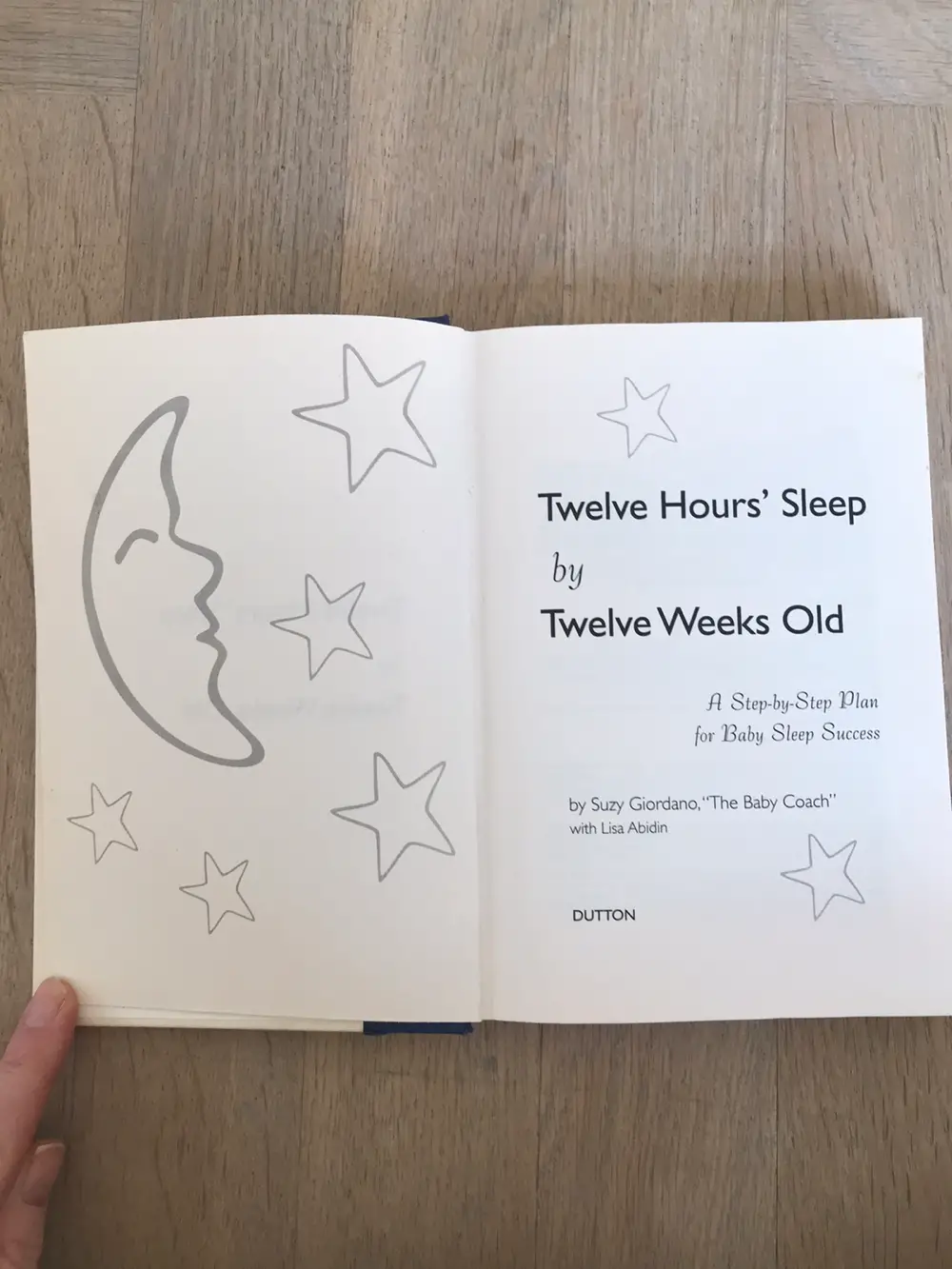 Twelve hours sleep by twelve weeks old Bog