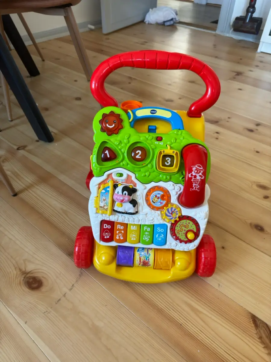 Vtech Gåvogn med lyd og aktivitet