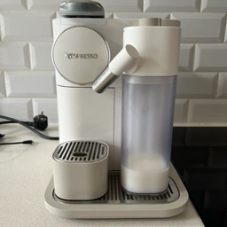 Nespresso Kaffemaskine