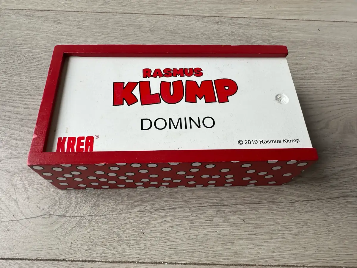KREA Rasmus klump Domino