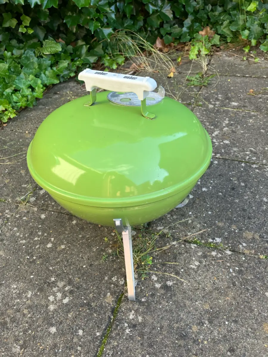 Weber Smokey Joe grill