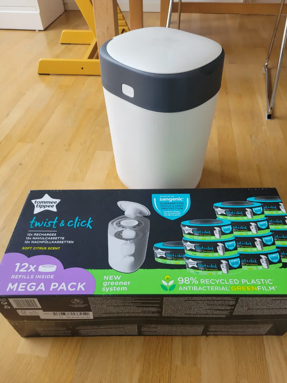 Tommee Tippee Twist and Click bin and bags