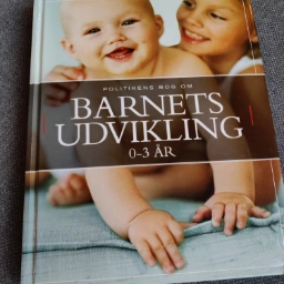 Politikens bog om Barnets Udvikling Bog