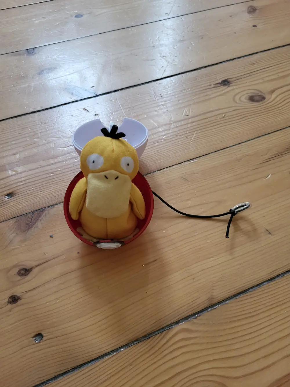 Pokémon Toss 'n pop pokeball Psyduck