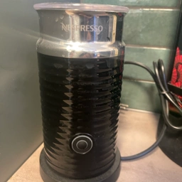 Nespresso Kaffemaskine