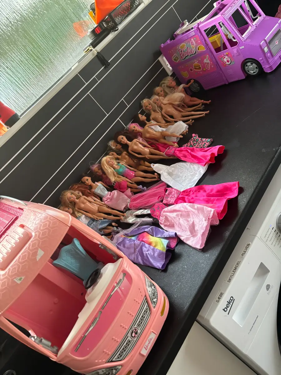 Barbie Dukker autocamper bil