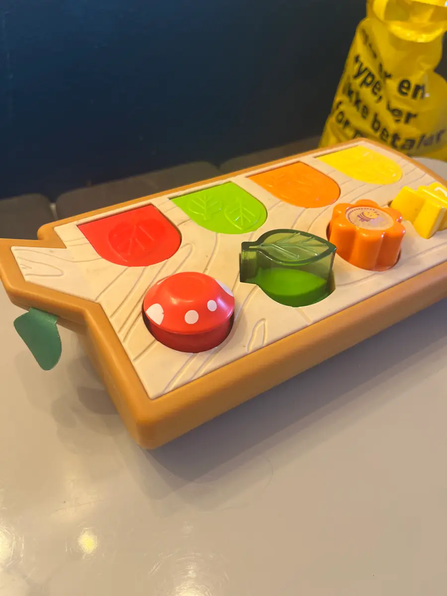 Fisher Price Pop up aktivitetslegetøj