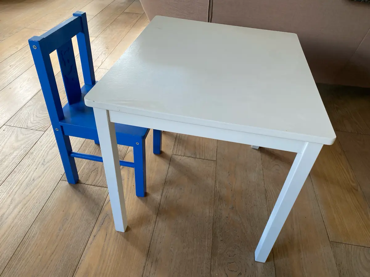 IKEA Bord og stol