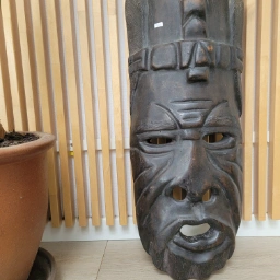 Afrikansk Maske i træ