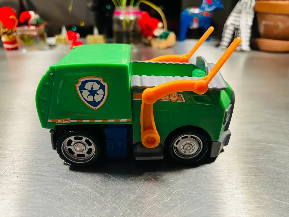 Paw Patrol Rocky truck