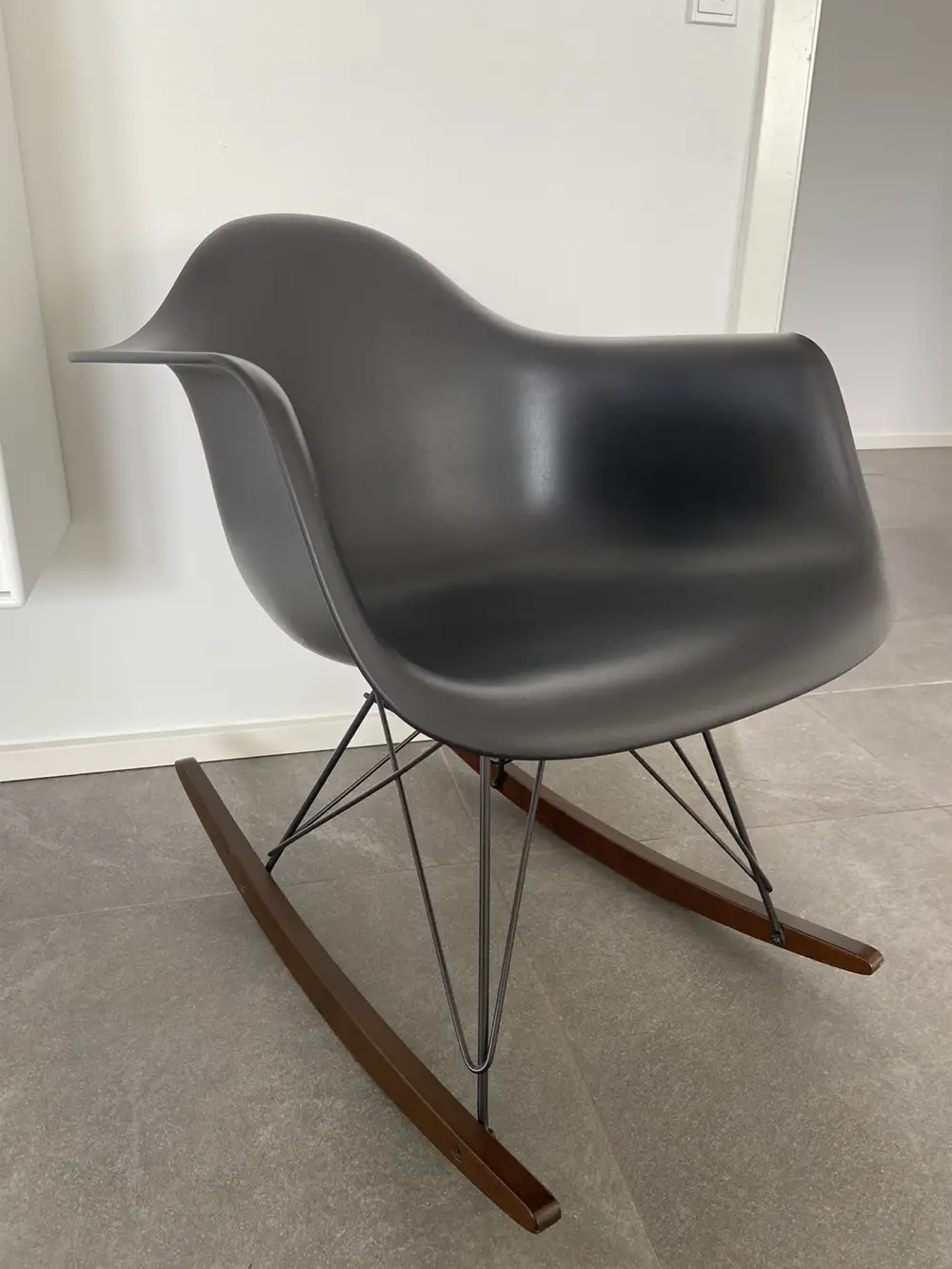 Eames Gyngestol