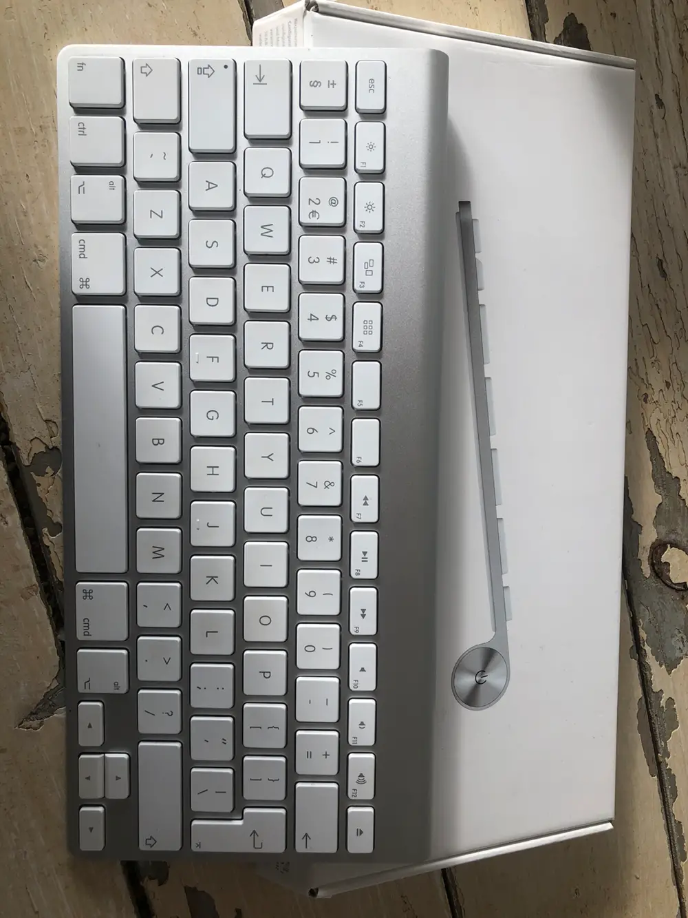 Apple Wireless keyboard