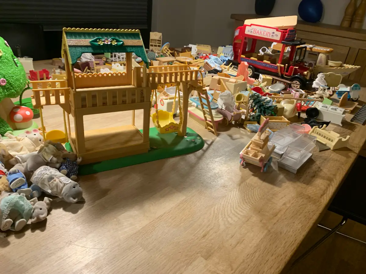 Sylvanian Families Flere huse skib og bus mm