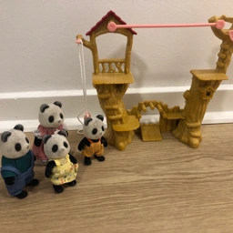 Sylvanian Families Familie og legeplads