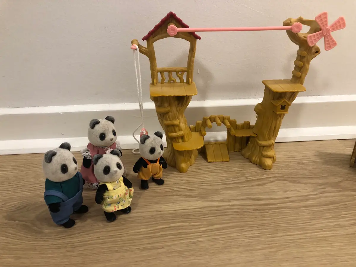 Sylvanian Families Familie og legeplads