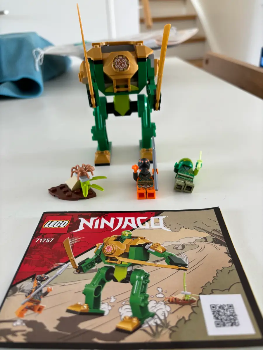 Ninjago Robot