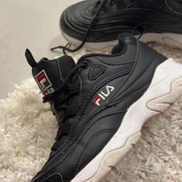 FILA Sko