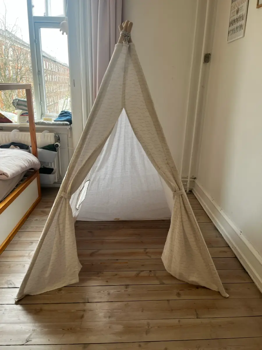 Søstrene Grene Tipi