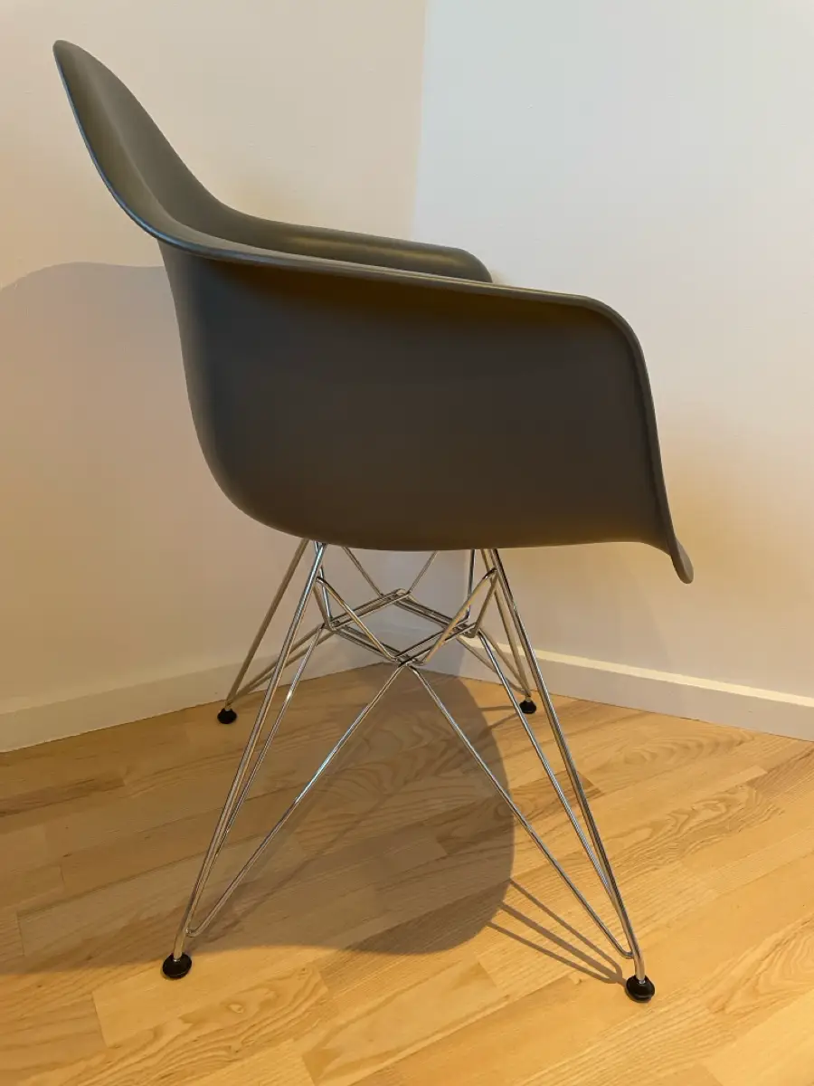 Eames Spisestol