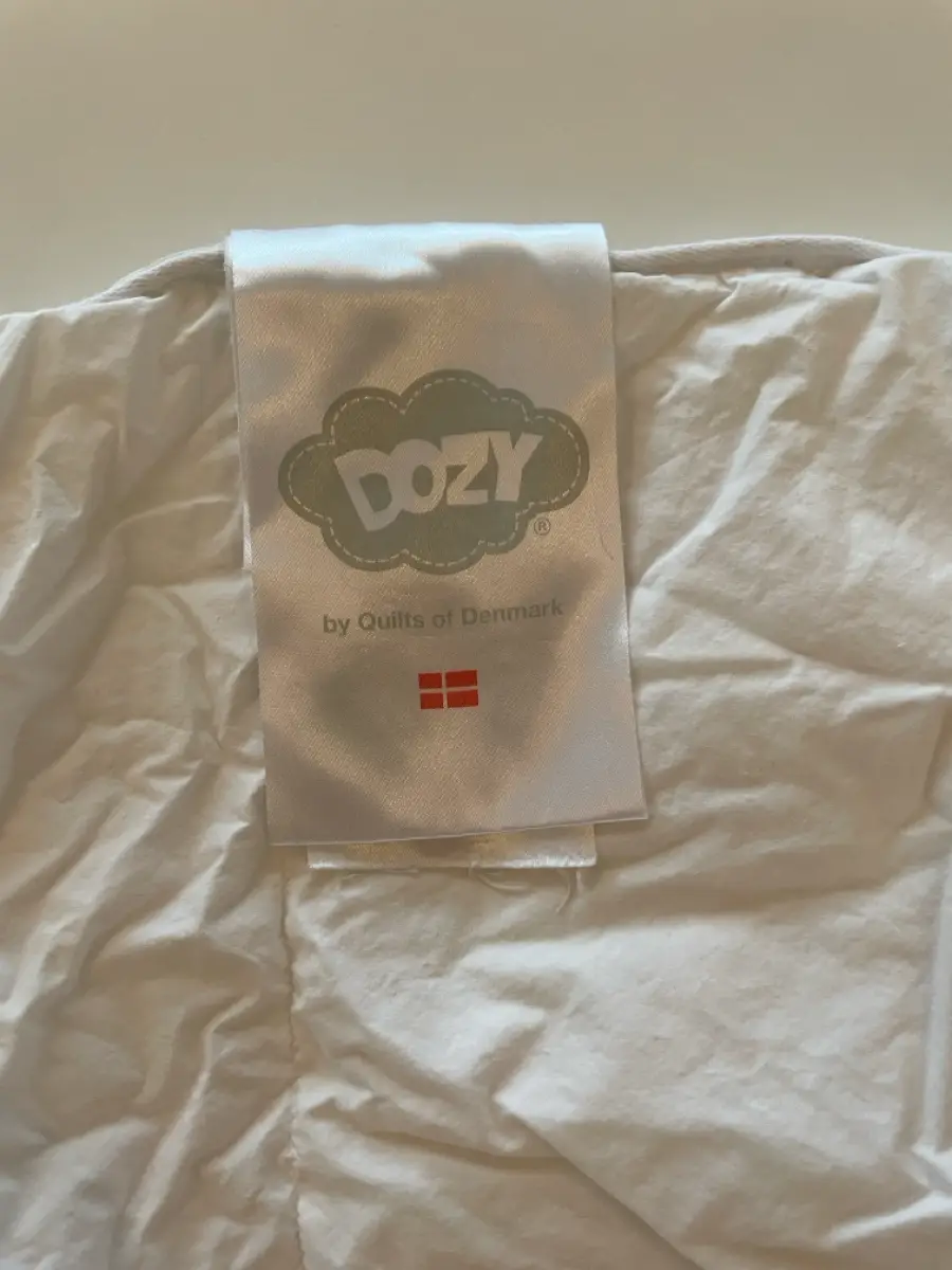 Quilts of Denmark Dozy sval moskusdun babydyne