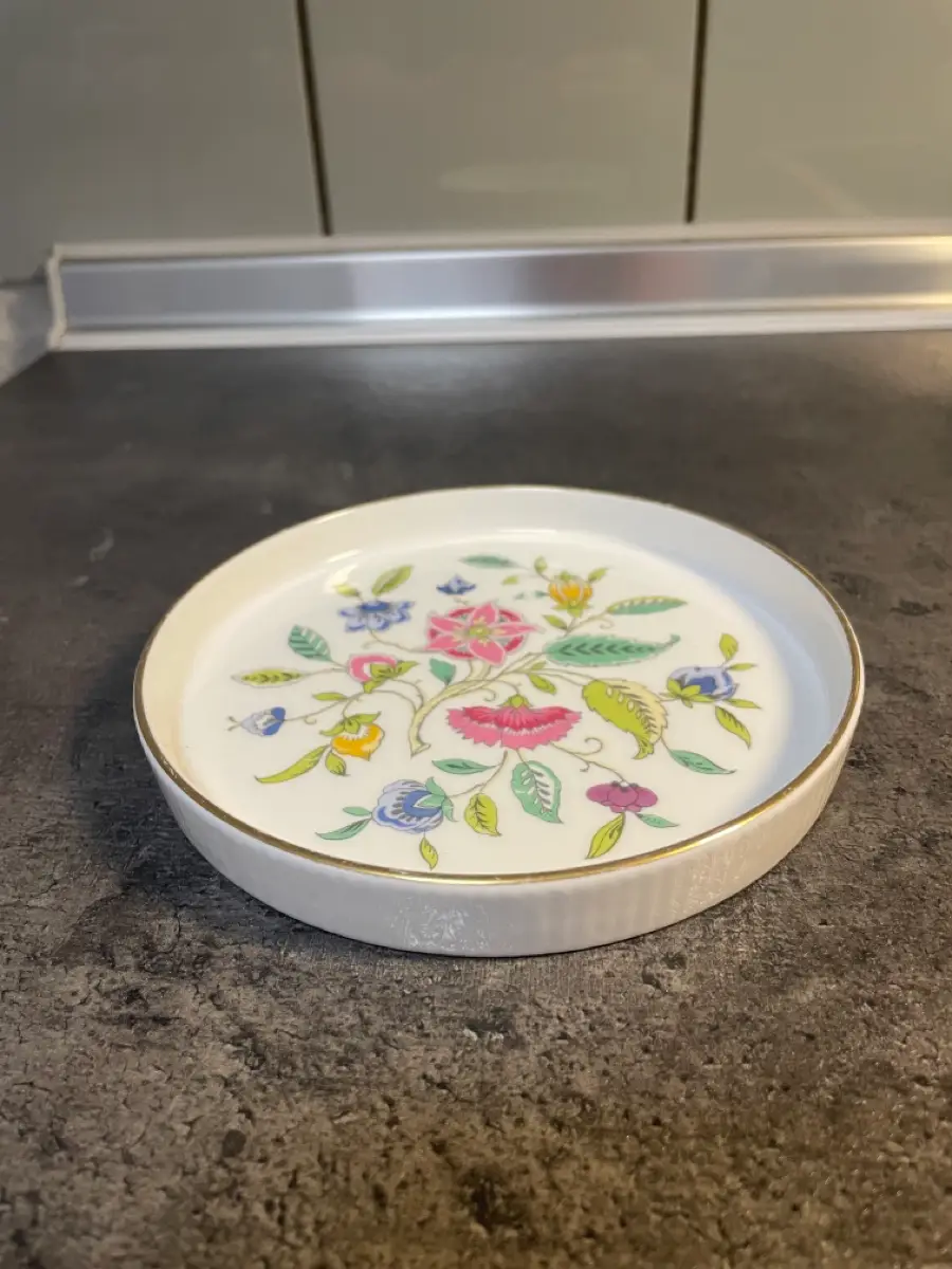 Minton haddon hall porcelæn Tallerken lille flad skål