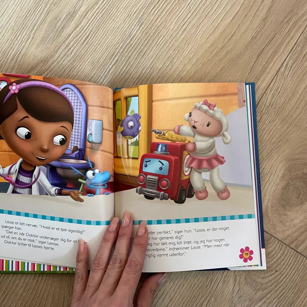 Doktor McStuffins Disney Magisk historie bog