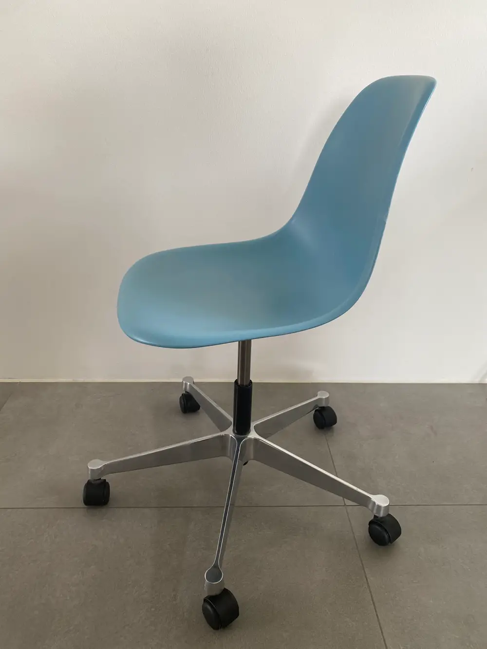 Eames Kontorstol