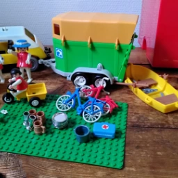 LEGO Playmobil