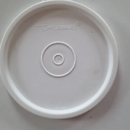 Ukendt Tupperware