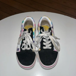 Vans sneakers