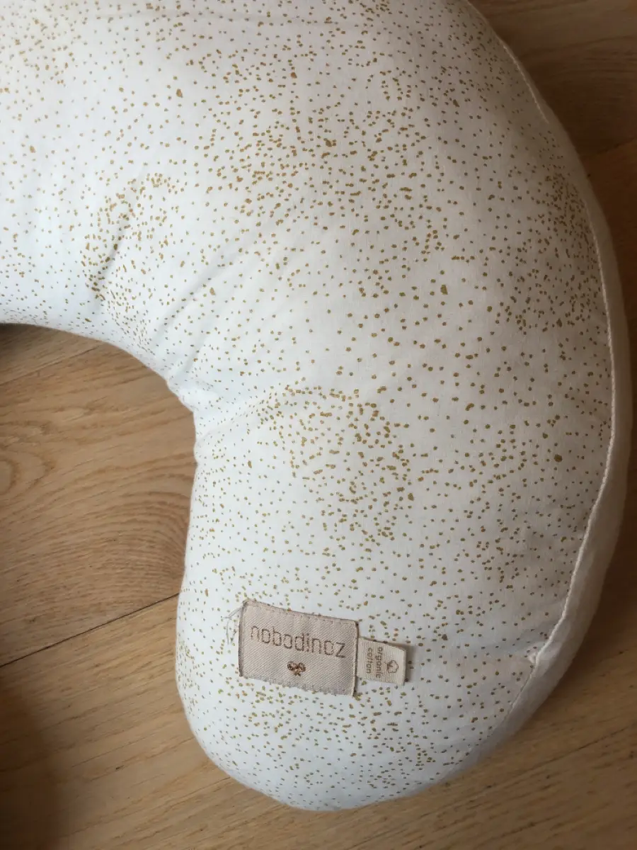 Nobodinoz Nursing pillow