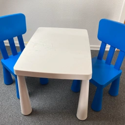 IKEA Bord med 2 stole