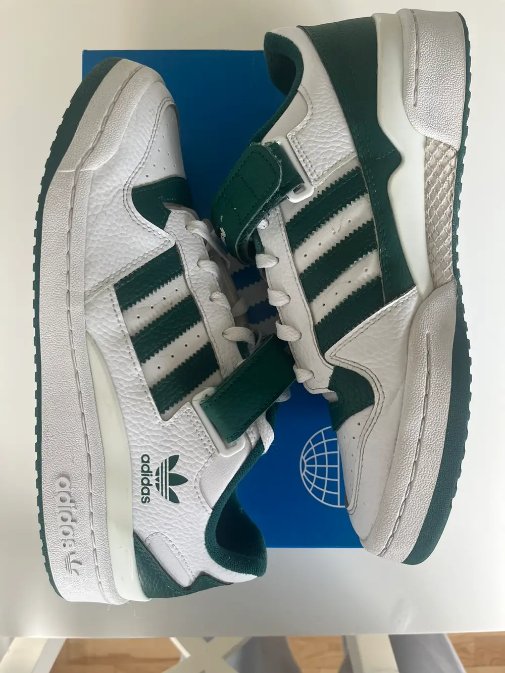 adidas Sneaker