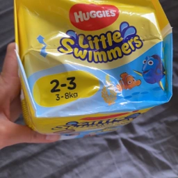 Huggies Svømmebleer