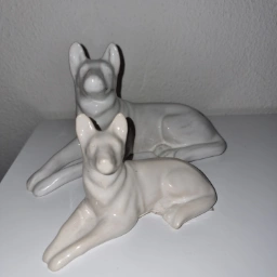 Keramik Hunde figurer