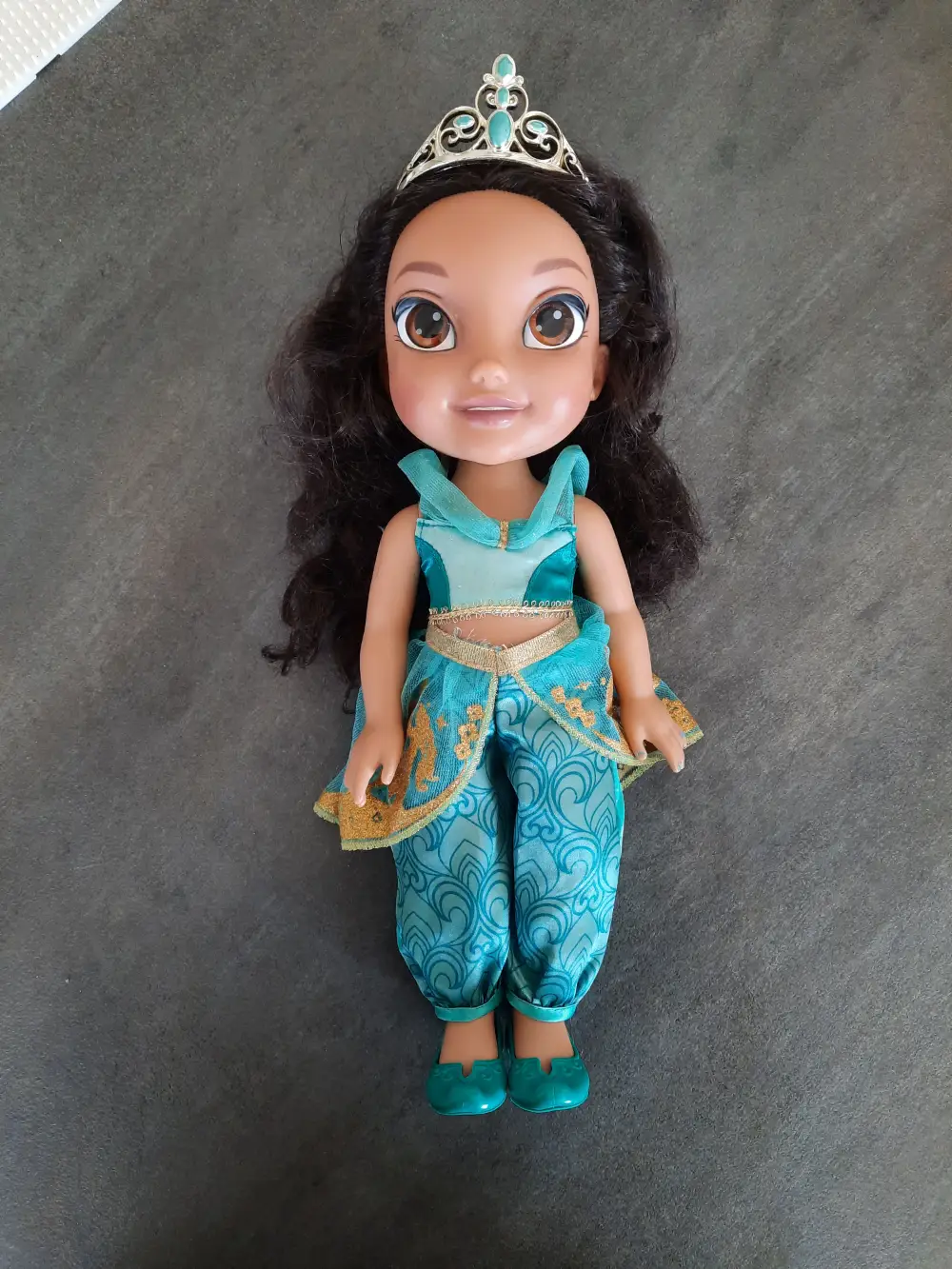 Disney Jasmin Toddler dukke