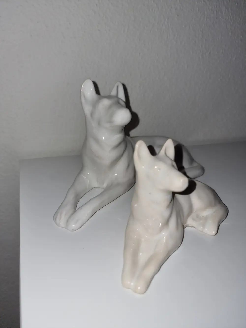 Keramik Hunde figurer